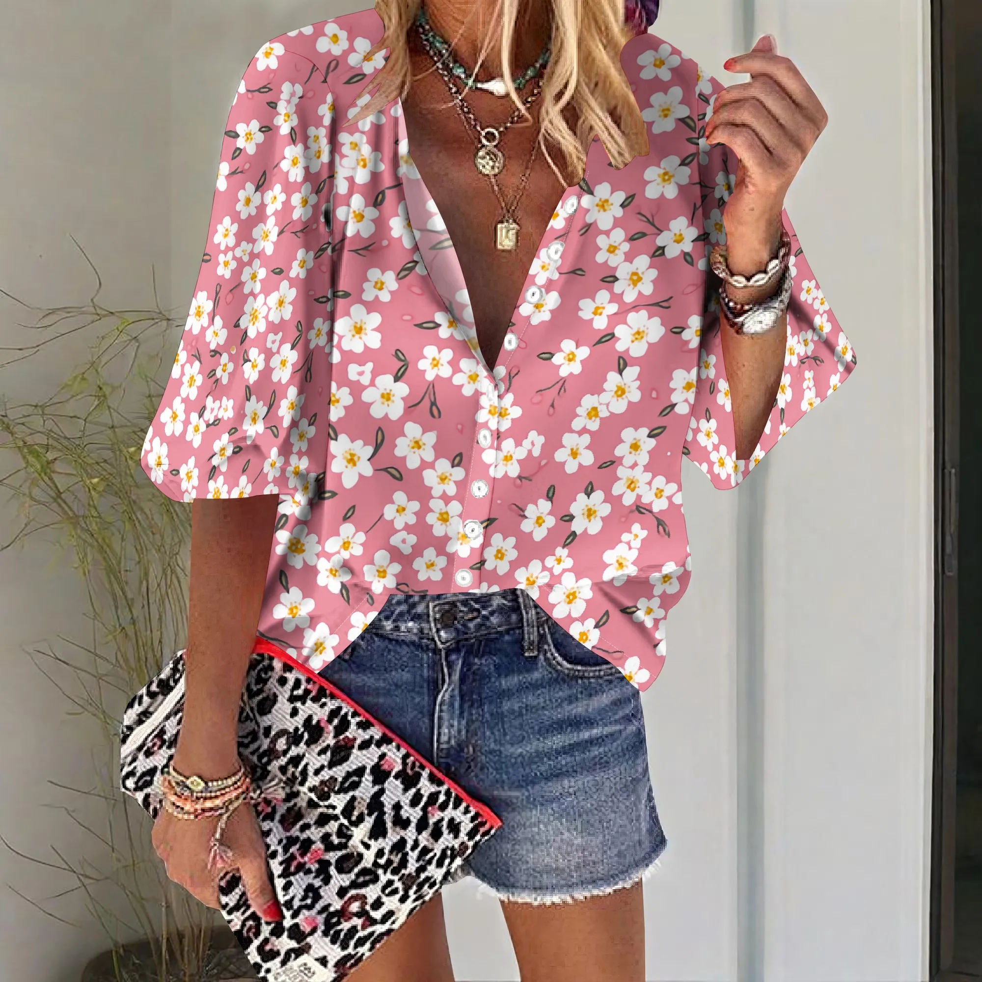 Рисунок 2 - Женская летняя миниатюрная розовая