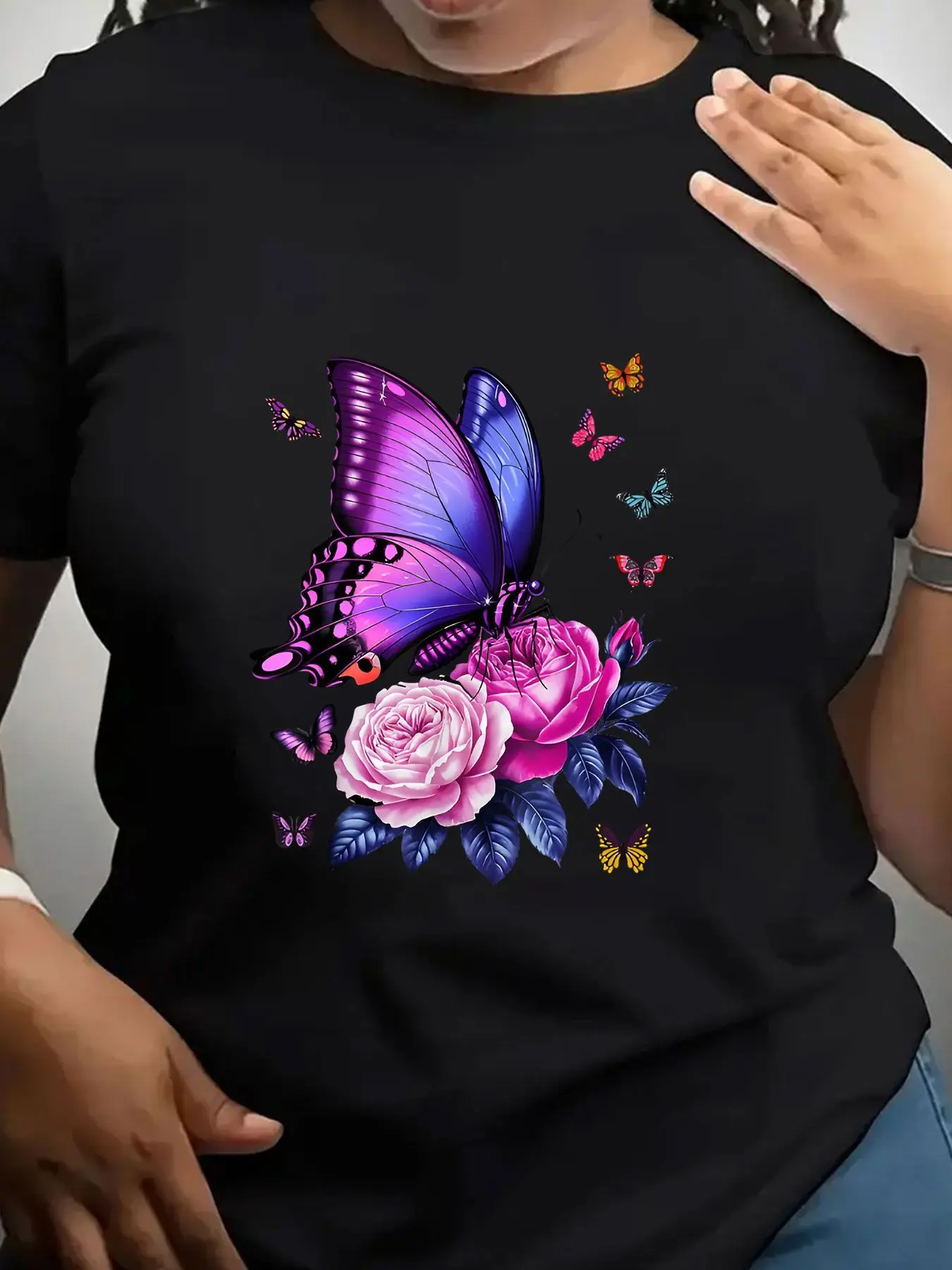 Women's Trendy Crew Neck T-Shirt Purple Butterfly on Pink Roses Suitable for Casual Sportswear