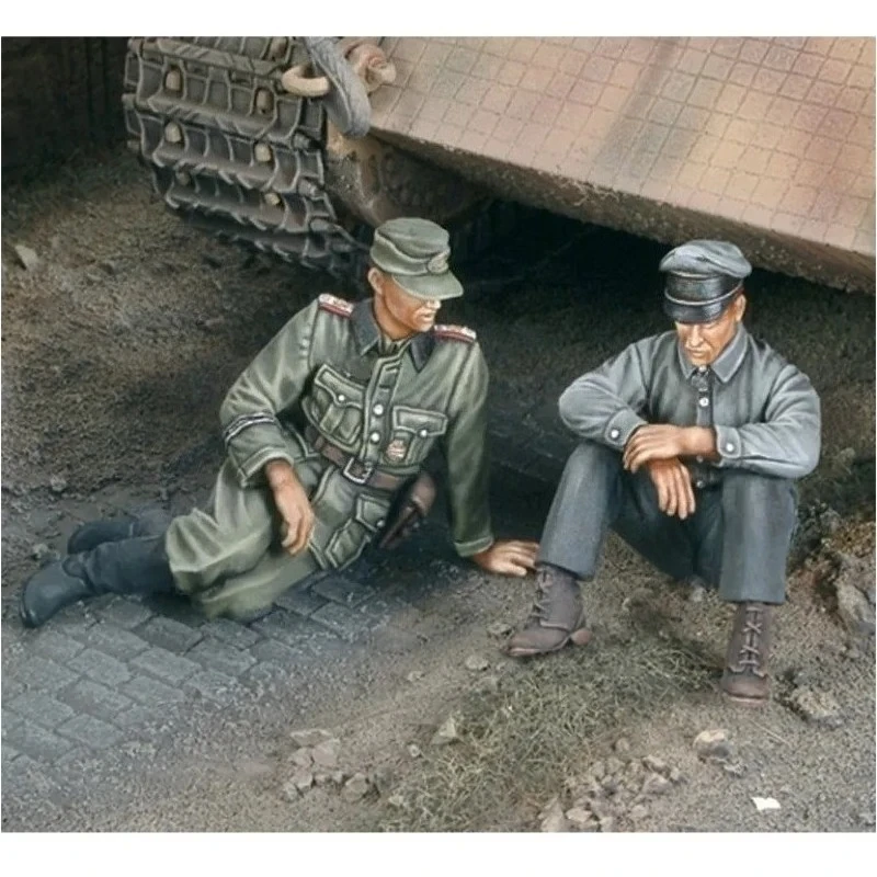 1/35 Scale Resin Figure Model Kit Historical Hobby Military Mini Miniature Tank Crew At Rest Unassembled and Unpainted N1322