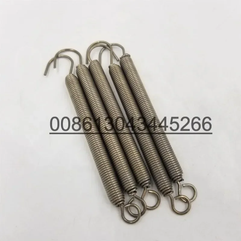 Best Quality Free Shipping 5PCS 10PCS 20PCS 69.020.031Tension Spring Gipper GTO52 Machine Offset Printing Spare Parts 69.020.031