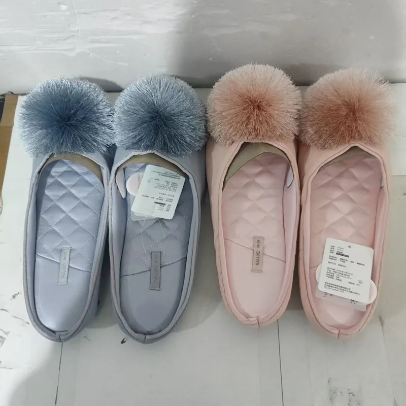 Red/Pink/Gray New Style At Home Slippers Indoor Winter Slippers Adult Women Soft Slipper Lovers Winter House Gilr Shoes