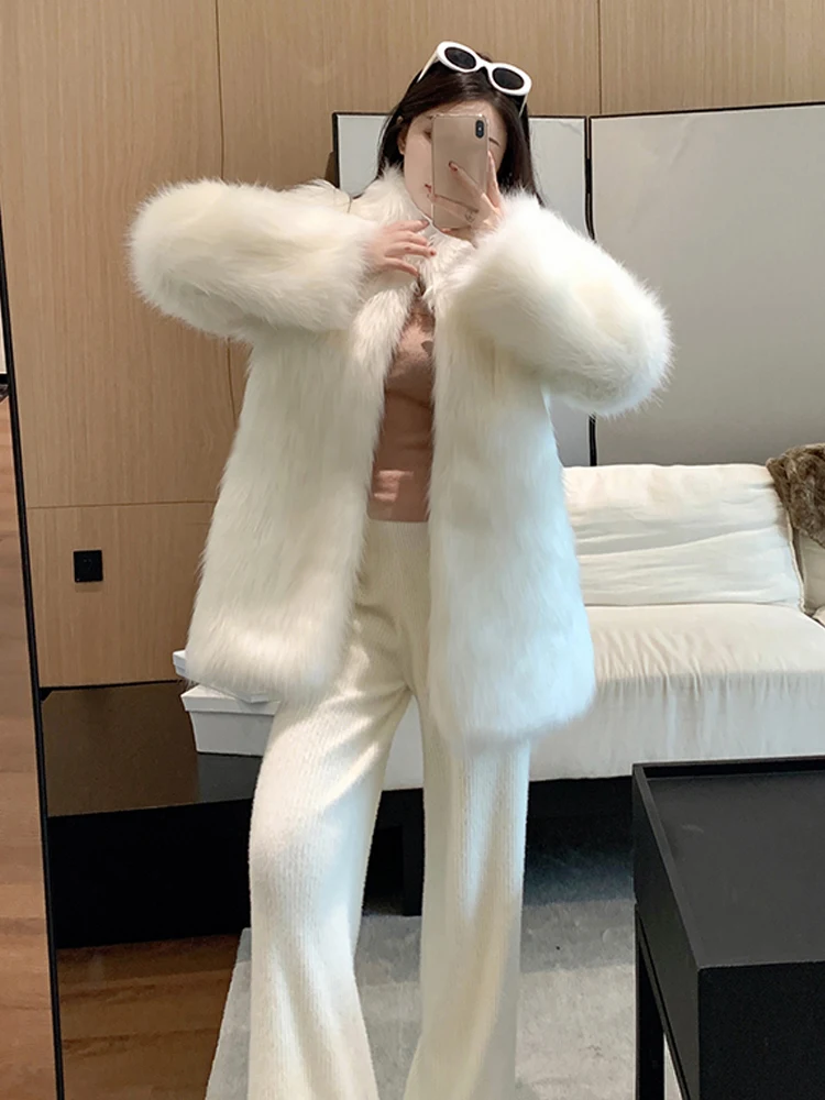 2024 Women Turtleneck High Quality Plush Faux Fur Jacket Autumn Winter New French Advanced Sense Three Buttons Office Lady Coat