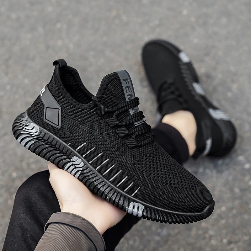 

Новые мужские повседневные кроссовки, модные спортивные белые уличные легкие дышащие летние удобные трендовые черные кроссовки больших размеров, недорогие