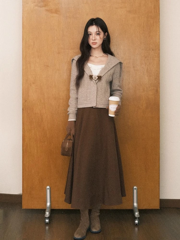 ALXNAN حجم كبير المرأة طويلة الأكمام بلايز كاذبة قطعتين ربطة القوس فيونكة البحرية طوق البلوفرات اللون حجب محبوك البلوزات D57739