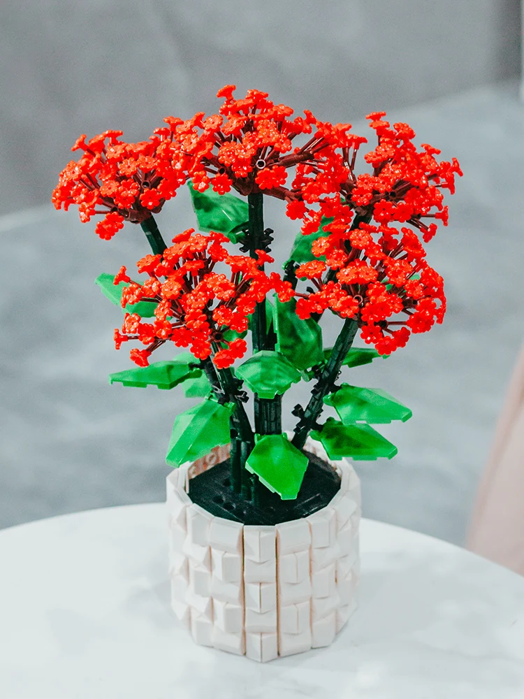 A gift for friends from the living room and bedroom decorations of building blocks, eternal flowers, and niao luo