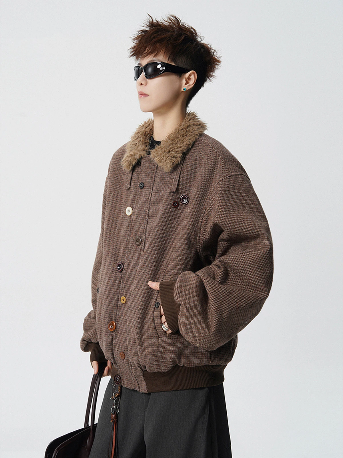 

Ретро-куртка в американском стиле из коричневого хлопка для пар, свободного кроя, с меховым воротником, очень теплая, с длинными рукавами, на молнии