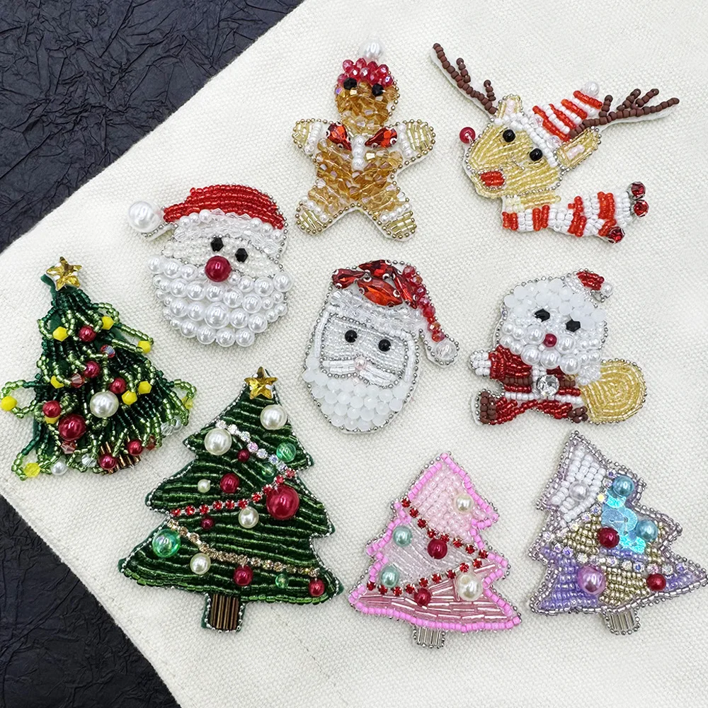 Handmade beaded Christmas tree appliqué, clothing embroidery fabric appliqué
