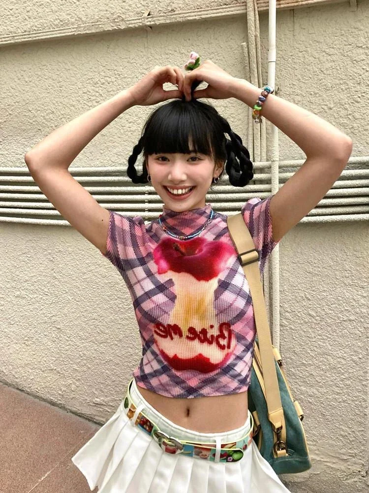 Summer 2000s Vintage Aesthetic Plaid Graphic T-Shirts Women Short Sleeve Tees Stretch Crop Tops Korean Coquette Gyaru Cute Tide