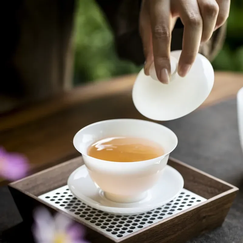 White Jade Porcelain Kung Fu Tea Set Fragrant Cup for Home Office High End Gift for Leaders and Customers Elegant Design High