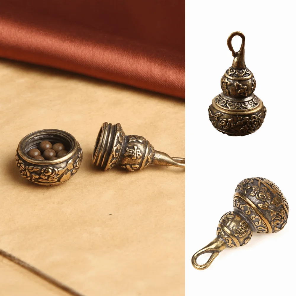 Brass Material Gourd Pendant Charm Hollow Design Detachable Structure Chinese Fortune Amulet Antique Copper Finish