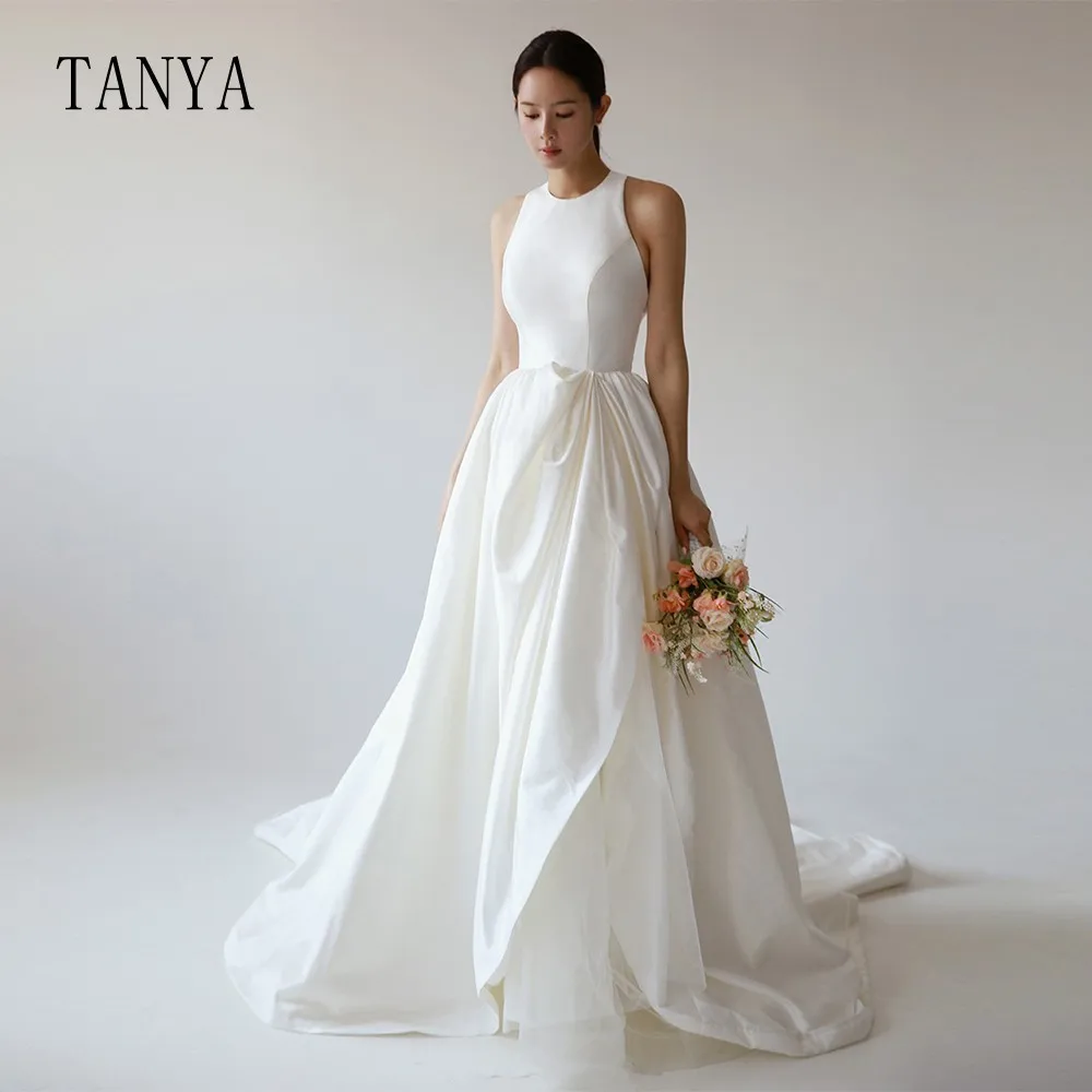 Simple A Line Taffeta Wedding Dress Korean Style Sleeveless O Neck Bridal Gown Modern Robe De MarieeTSWD017