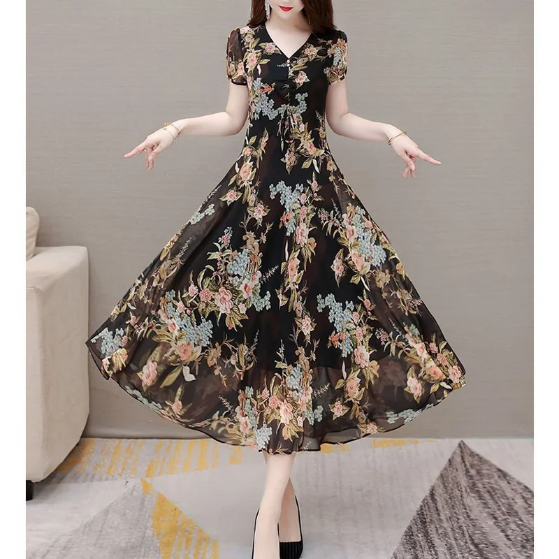 2023 New Summer Fashion and Elegant Temperament Commuting V-neck Beaded Print Slim Fit High End Oversize A-line Simple Dress