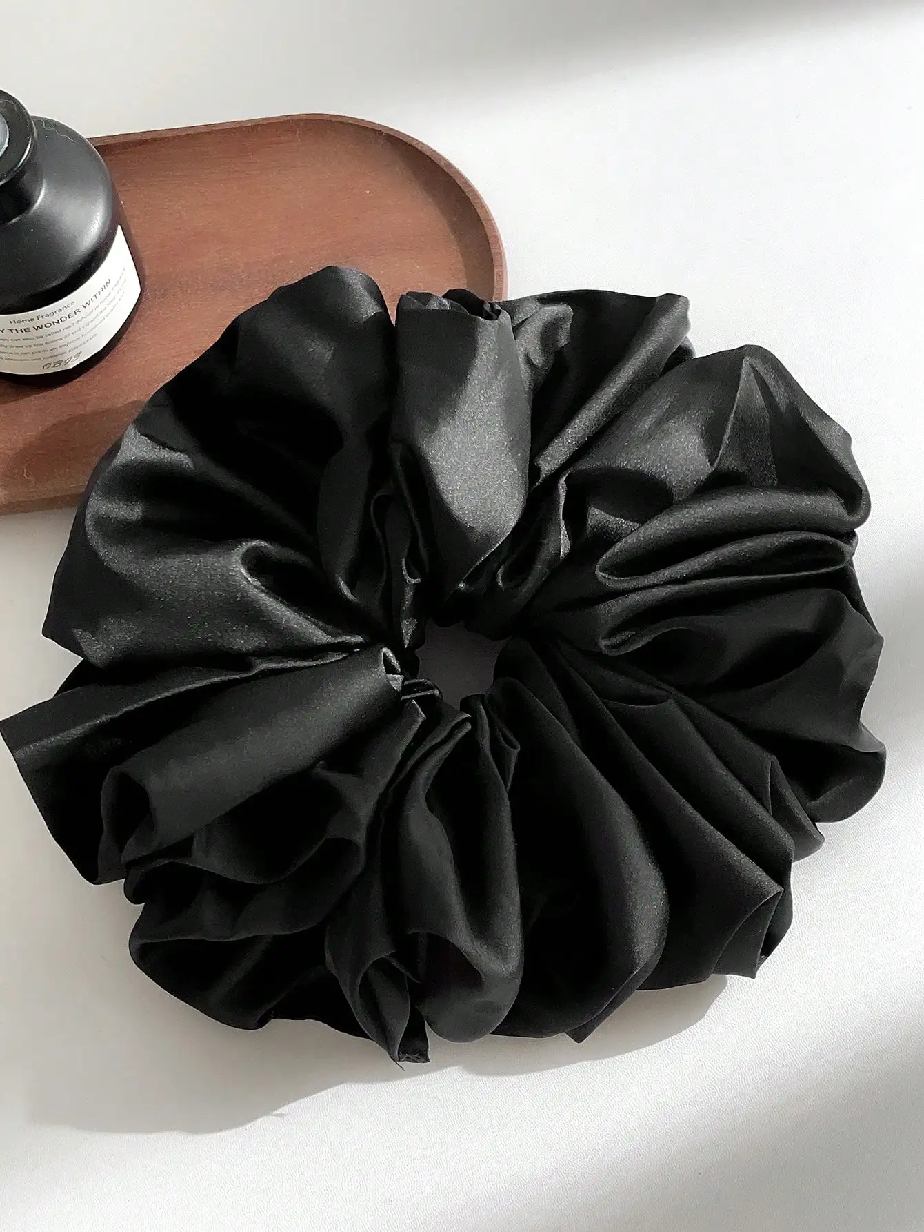 1 Stück extra große Kunstseide, flauschig, hohe Elastizität, weich und seidig, luxuriös, lässig, bequem, modisch, Scrunchie für Damen – Detail 2