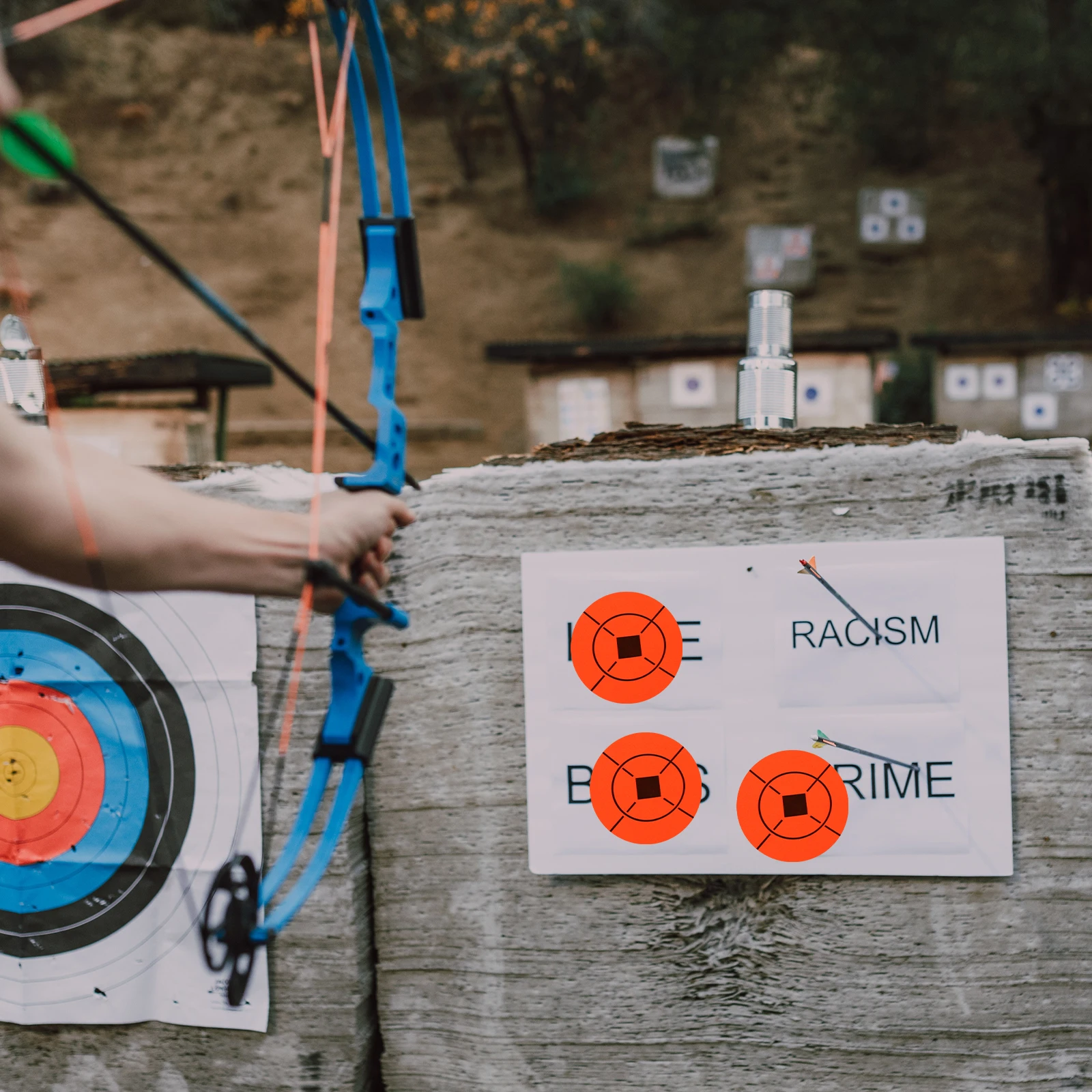 

25 Sheets Archery Paper Shooting Target Sticker Training Aim Paper Self Adhesive Clear Pattern Suitable for Indoor Outdoor