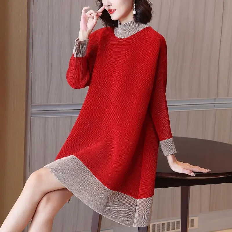 Casual pleated contrast color half-high neck dress women loose split long-sleeved belly show fashionable high-end dress female