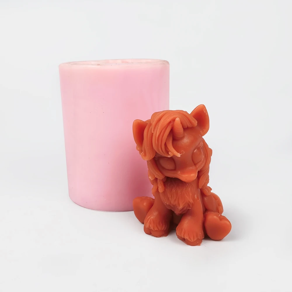 

PRZY 3D Cute Clay Resin Unicorn Mold Silicone Animal Horse Mold Fondant Mould Mousse Cake Molds