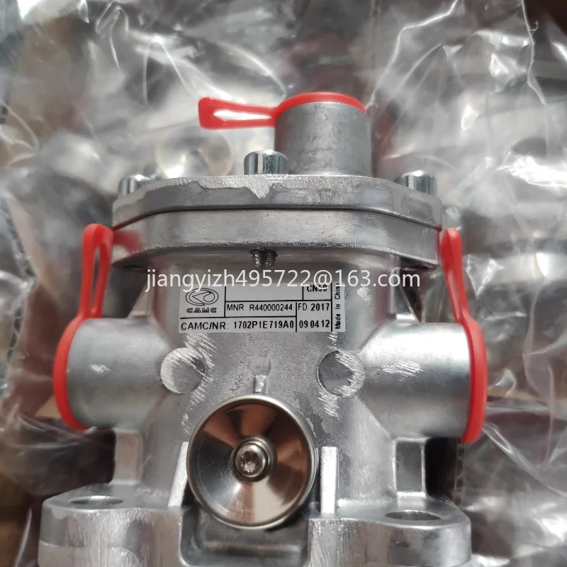 

For CAMC Valin Hanma Soda Transmission Original Shift Double H Valve R440000244 Heavy Truck Star