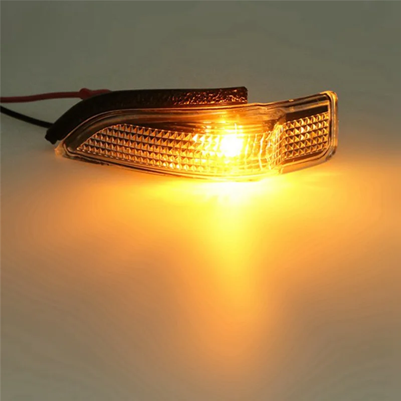 Clignotant pour Yadditif Prius C, Rétroviseur latéral avant droit, 8173052100