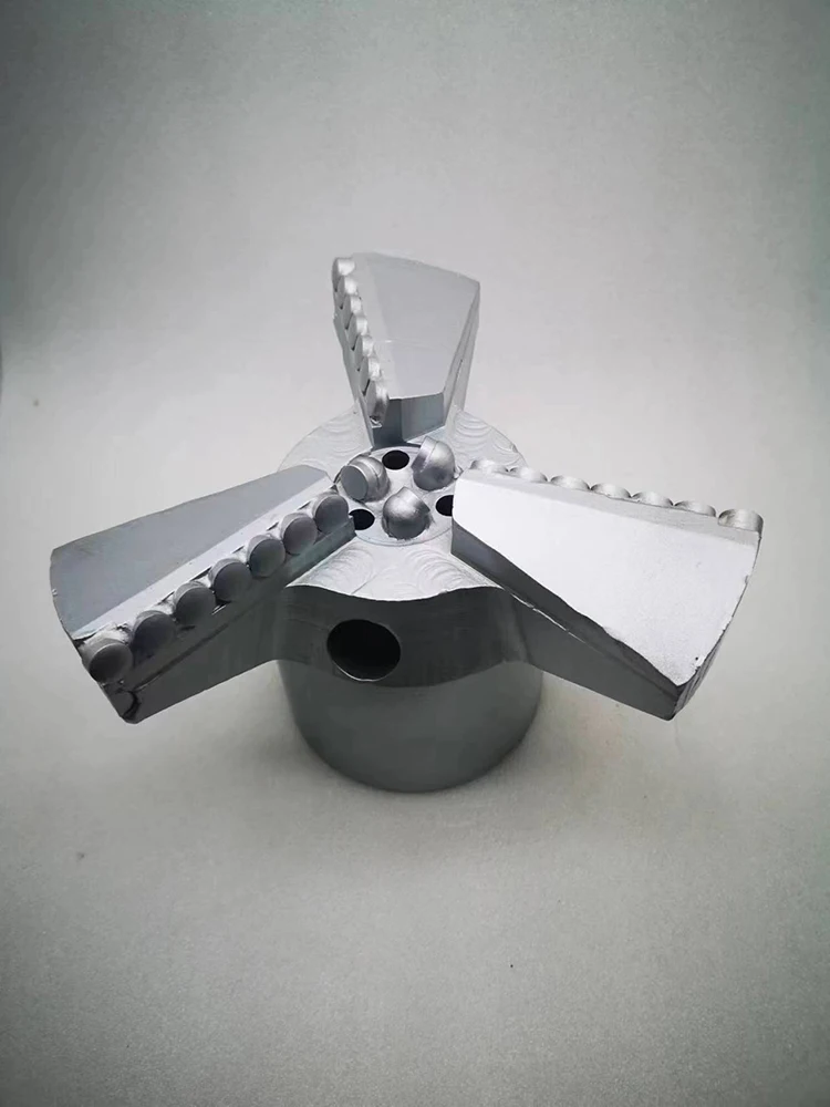 Foret de différentes tailles pour foret de puits d'eau avec forets de puits à 3 lames