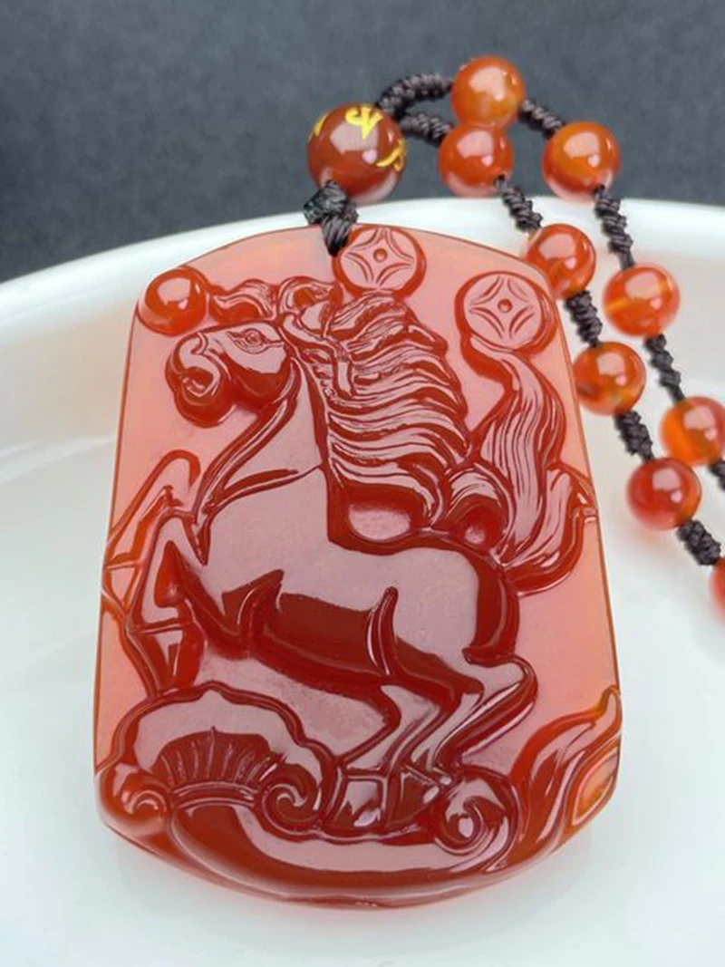 Home Ornament Amulet Hanging Nature Red Agate Mascot Horse Bring Money Lucky Talisman With Certificate