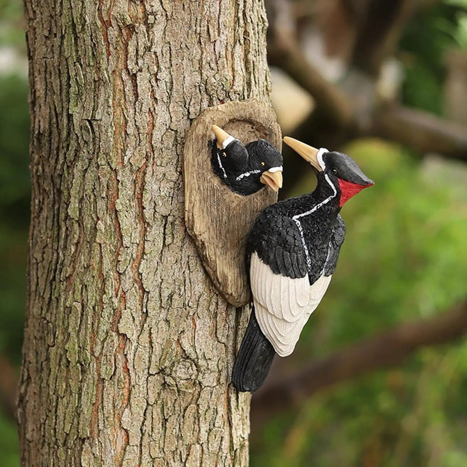

Woodpecker Tree Hanging Decoration Bird Figurine Hand Painted for Balcony and