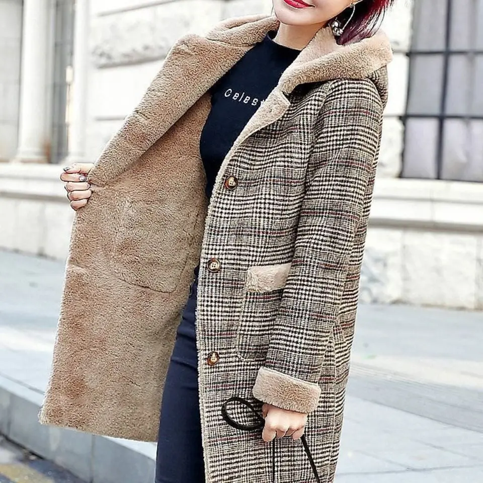 2023 winter clothing new women's plaid woolen fur integrated fleece thickened warm medium and long hooded woolen coat