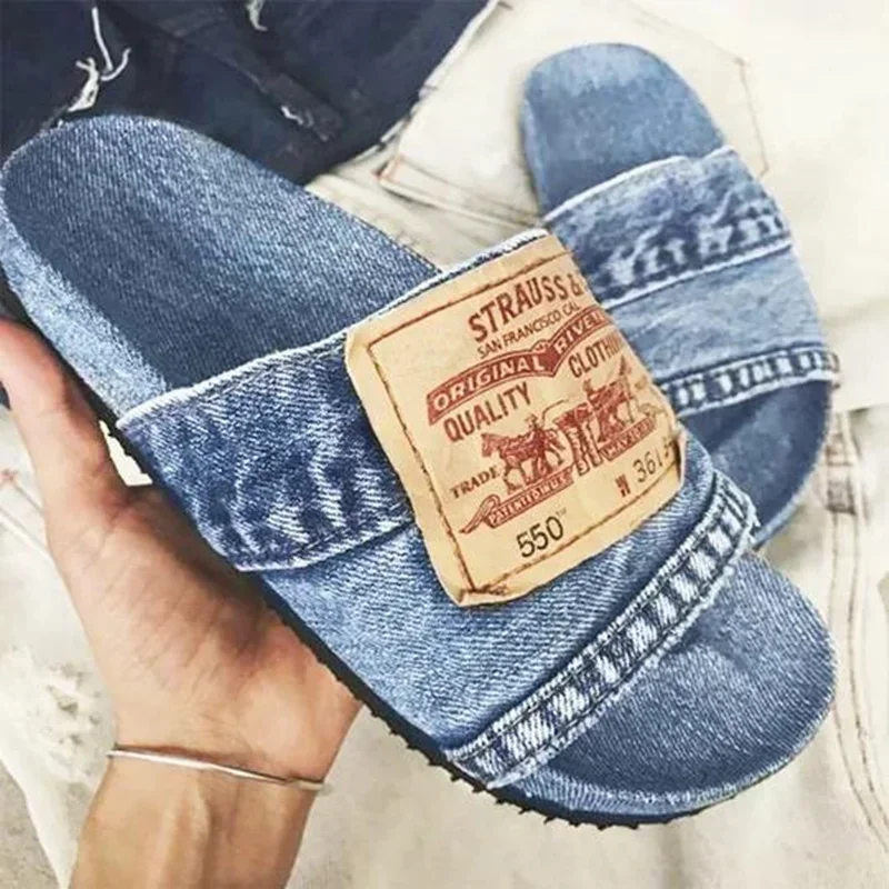 Chinelos jeans de salto baixo femininos, dedo do pé aberto, tamanho grande, casual, monocromático, ao ar livre, verão, venda quente, 2022