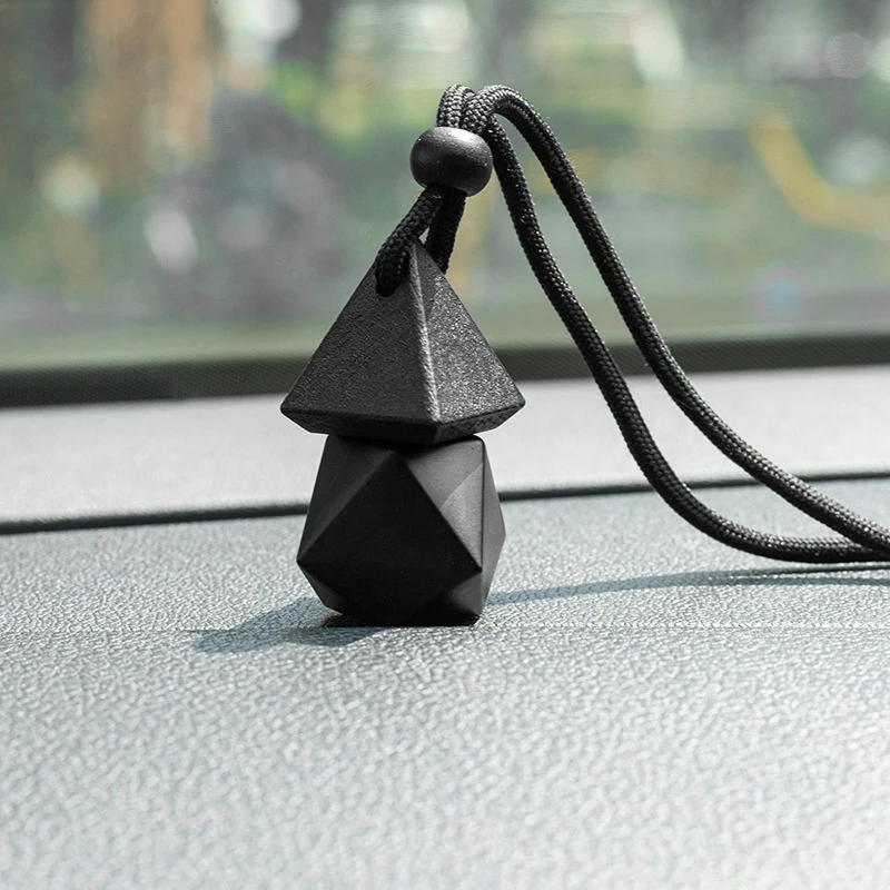 1Pcs Triangle Cover Dyed Cover Matte Black Empty Bottle Car Essential Oil Diffuser Fragrance Freshener Perfume Bottle Ornament