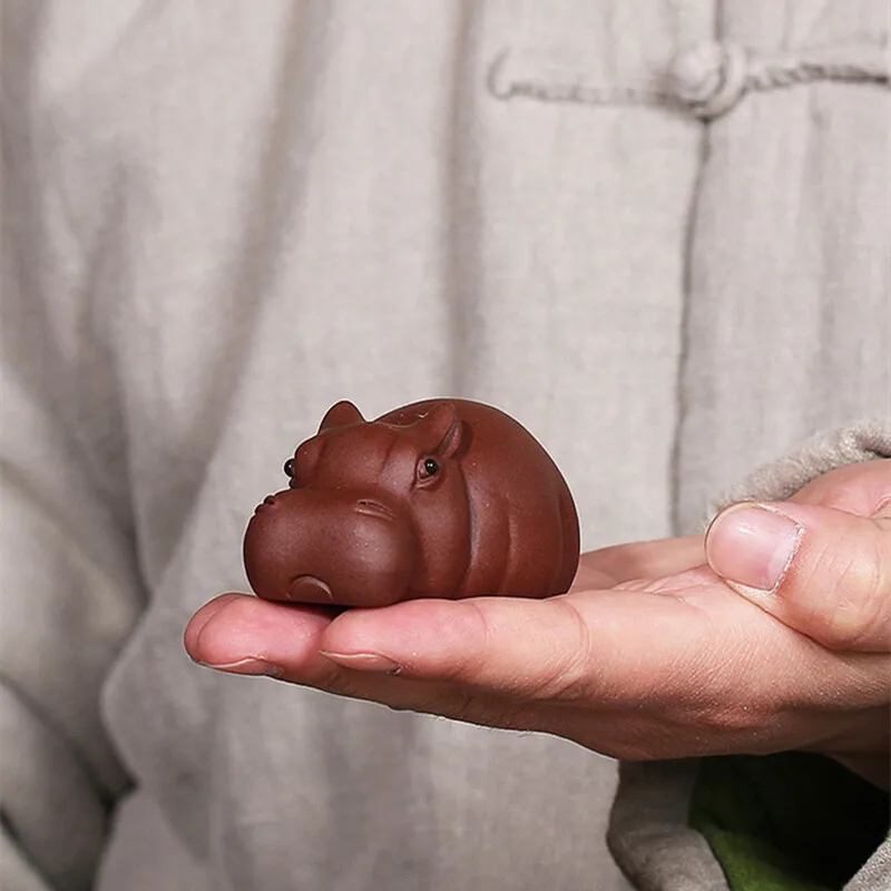 

Статуя бегемота ручной работы чайный питомец Исин Цзыша фиолетовая глина украшение стола орнамент