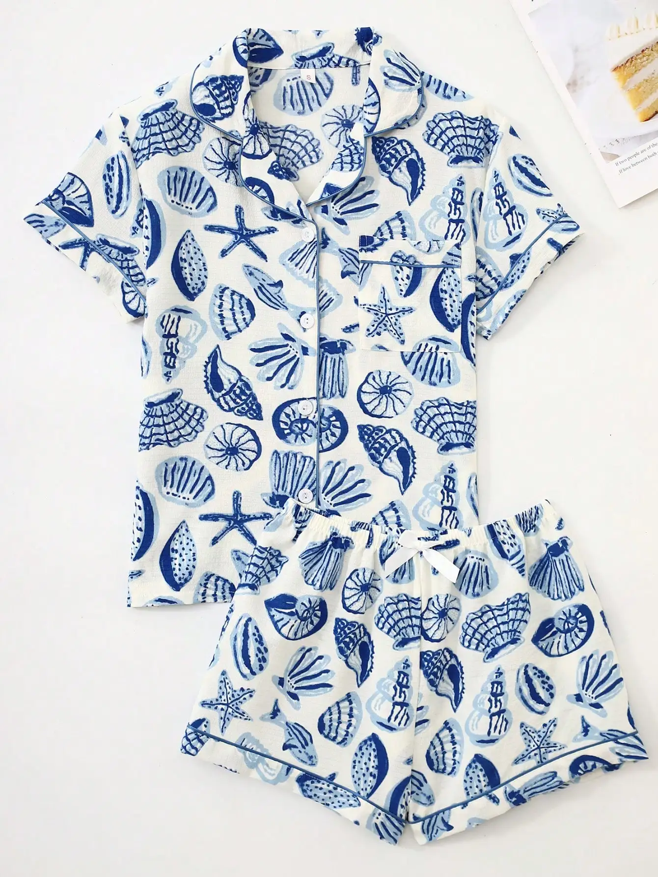 

2-Piece Women's Seashell Print Pajama Set - Short Sleeve Button-Up Top & Bowknot Shorts