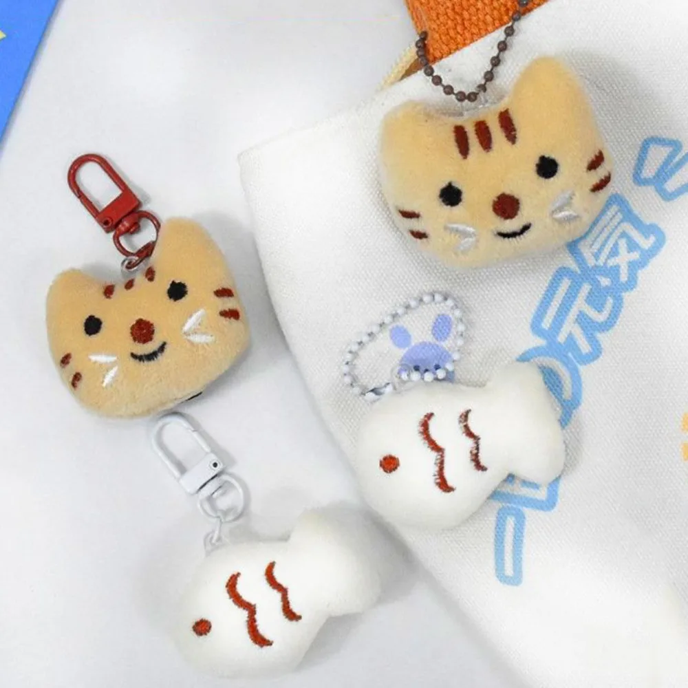 Kawaii Little Cat and Fish Plush Toy Keychain Cute Creative School Bag Hanger Keychain Friend Couple Gift Keyring