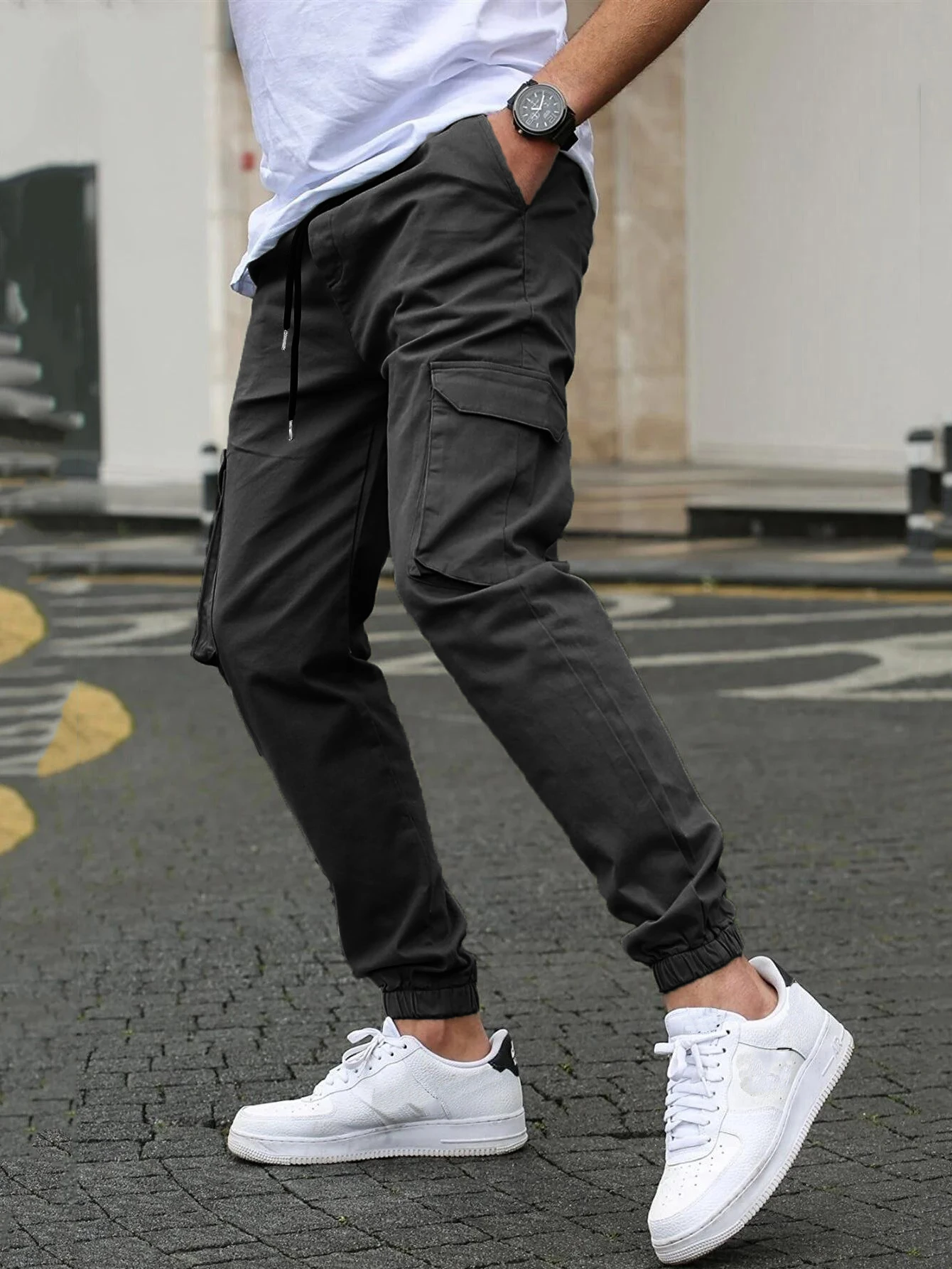 Men's new workwear pants with multiple pockets and leg binding pants, men's casual outdoor pants