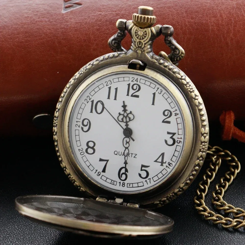 الأحمر النار قبعة الرومانية الرقمية Steampunk كوارتز ساعة الجيب الأزرق القديمة قلادة توقيت سلسلة بدلاية هدية للرجال والنساء