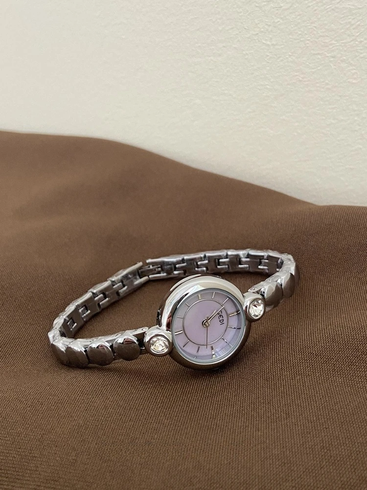 Women's Stainless Steel Waterproof Quartz Watch Compact Bracelet Simple Delicate Clock Gift Women's Watch