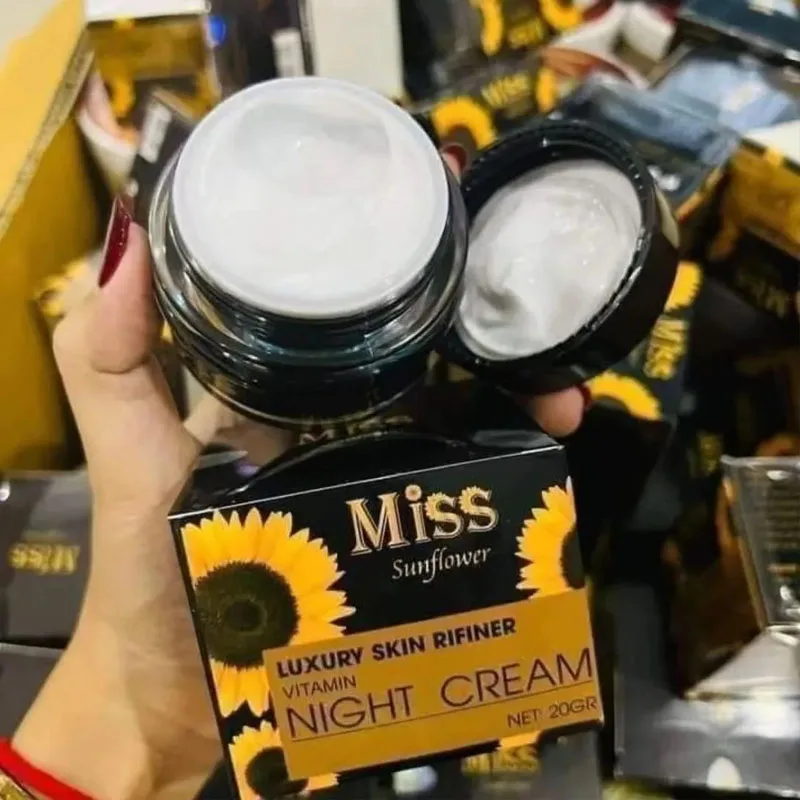 

Оригинальный тайский крем для лица MISS Brightening 20г в баночке: удаление пятен и следов от акне, глубокое увлажнение, осветление, укрепление кожи
