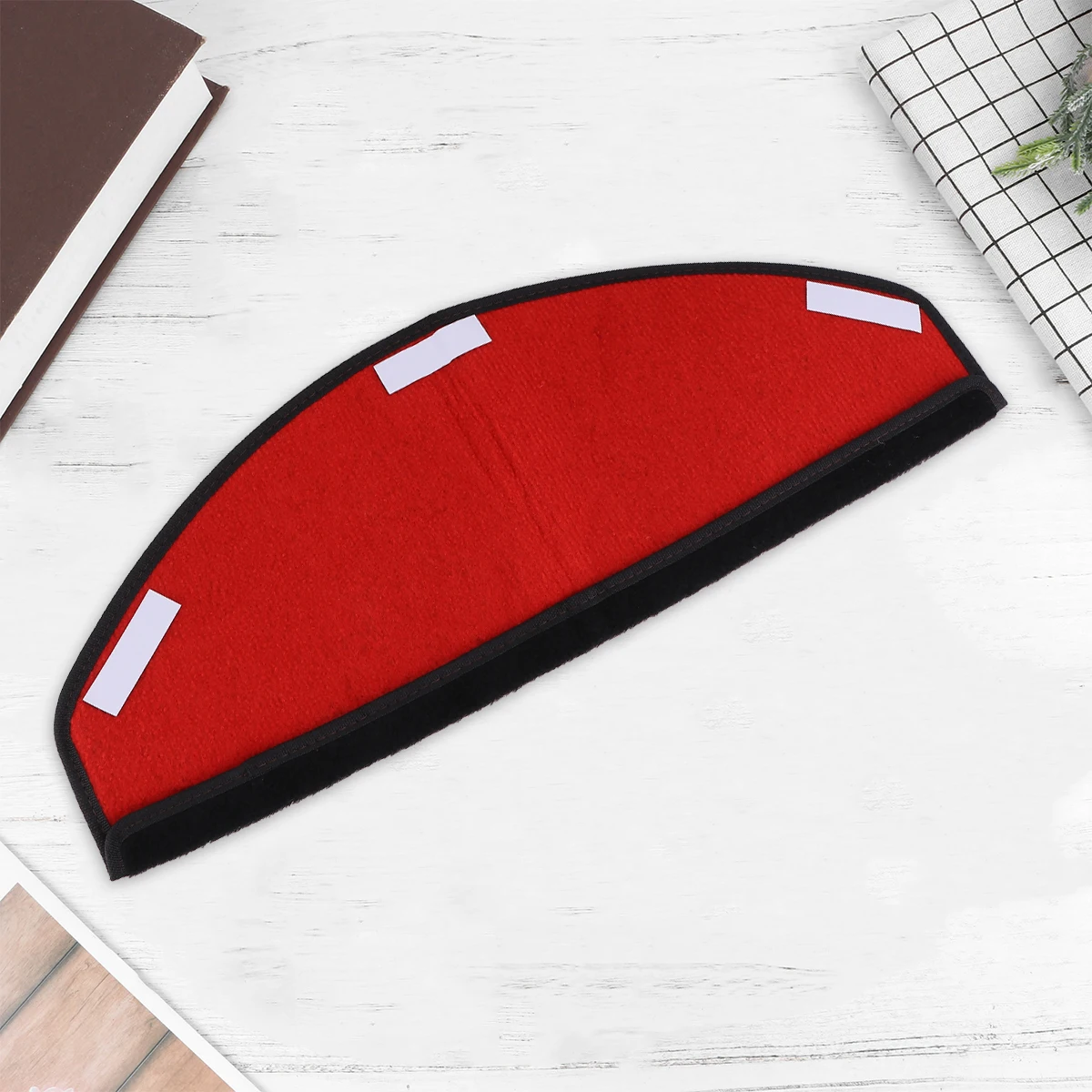 

2 Pcs Stair Mat Step Stickers Non-Slip Wood Stair Carpet Self-Adhesive Step Carpet for Home (Black and Red)