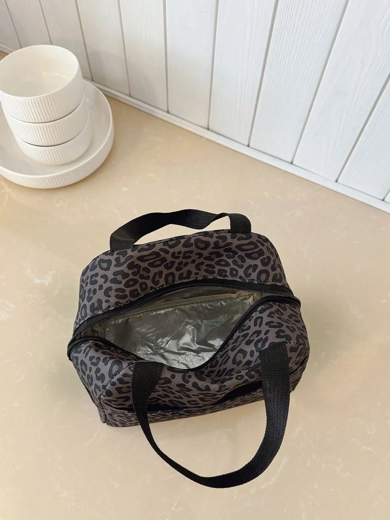 Portable Lunch Bag, Thermal Lunch Box, Bento Bag, Dinner Insulated Bag, Thickened Cute Lunch Fruit Bag For Students, Pink Leopard Print & Floral Lunch Bag, Women Insulated Cooler Bag, Autumn/Winter Fashion Leopard Print Women Wallet sg2407226902637305 view 5