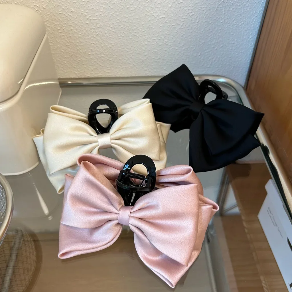 

Large Double sided Bow Clasp Clip Korean Fashion Hair Crab Satin Hair Shark Clip Back Head Spoon Hair Clip