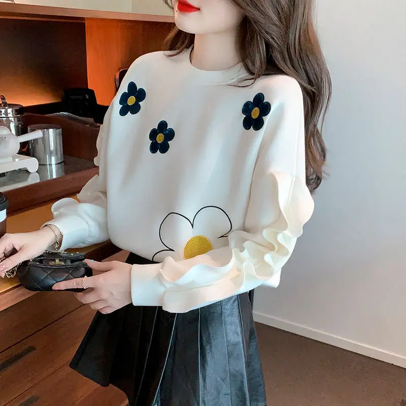 Fashion Korean Ruffles Spliced Round Neck Sweatshirts for Female 2023 Autumn Loose All-match Long Sleeve Tops Women\'s Clothing