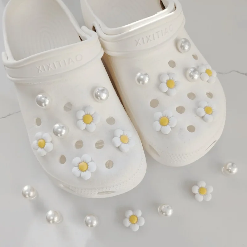14Pcs 3D Cute Flower Pearl Set Shoe Charms Accessories for Slide Sandals DIY Clogs Decoration Shoe Buckle Pins Shoe Decoration