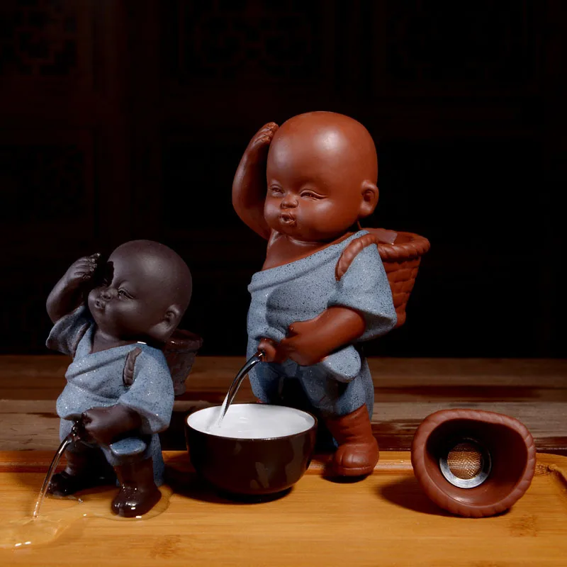 Zisa תה מסננת משתין קטן תפאורה נזיר יצירתי שתן ילד בובה תרסיס קרמיקה אופי מלאכה