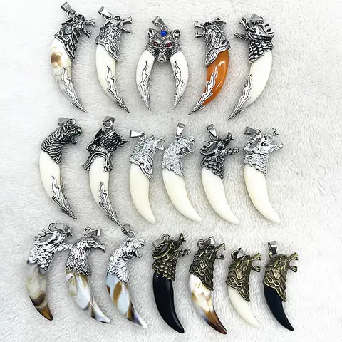 Fashion Brave Men's Pendant Necklace Vintage Bronze Wolf Tooth Alloy Pendant Necklace Fashion Choker Jewelry