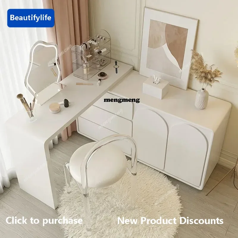 F85 Girls Dressing …