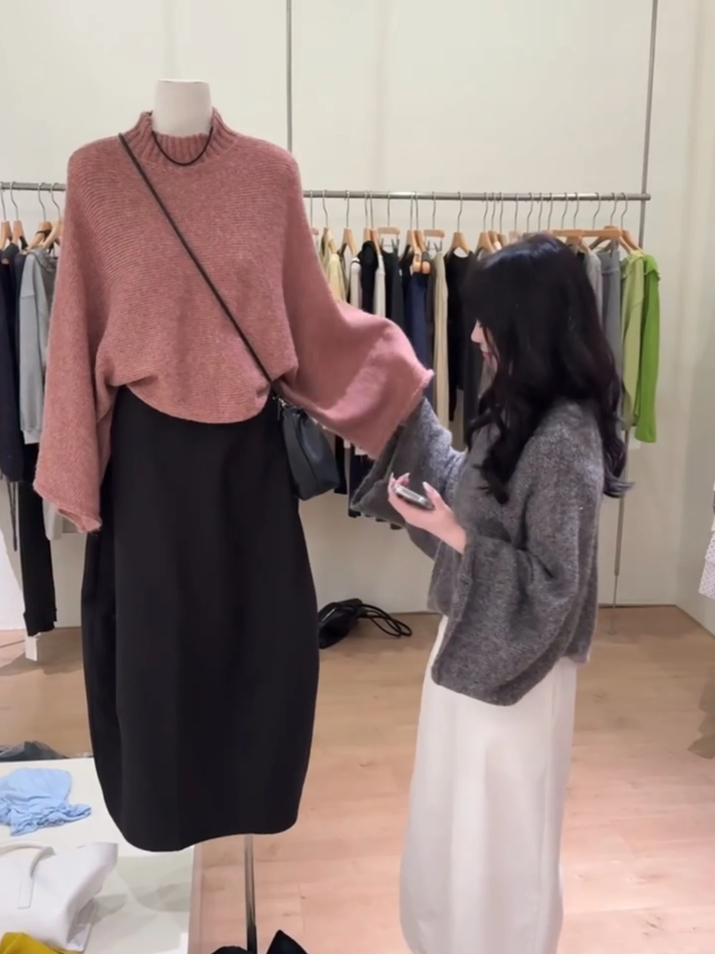 سترة Thiened Batwing Sve ذات الياقة العالية للنساء للخريف والشتاء سترة محبوكة فضفاضة دافئة ومريحة ملابس خارجية طويلة Sve Cre... #3