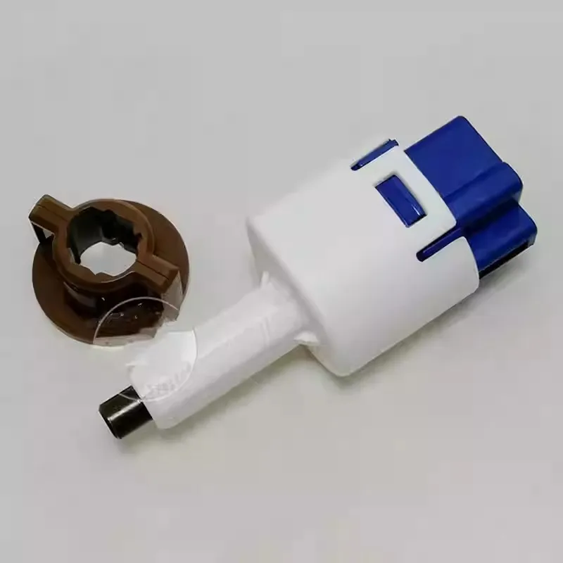 

For Toyota Prado 2700 4000 LC120 2003-2009 Brake Light Sensor Switch Brake Light Sensor Brake Light Switch