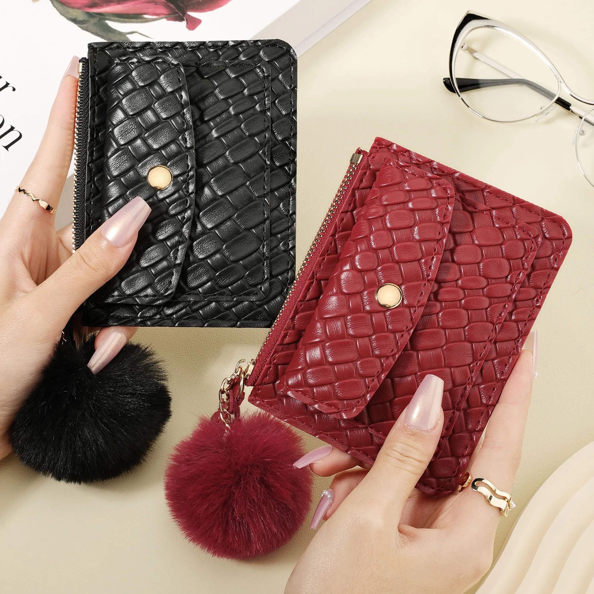 Women's Compact Pu …