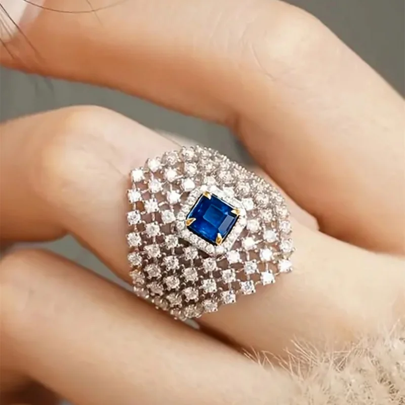 Huitan Funkelnder Damenring mit grünem CZ-Stein, hohles Design, modisch, für Hochzeit, elegante Dame, Jahrestag, Accessoires, Schmuck, Geschenk – Detail 12