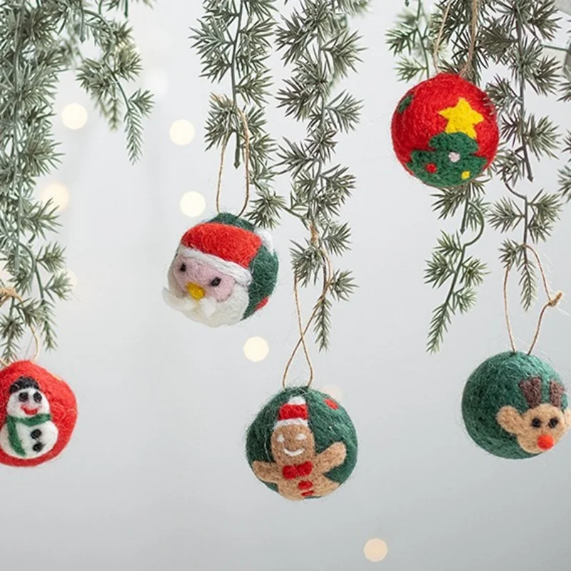 

Christmas Nordic Ins Wool Felt Pendant Mini DIY Christmas Ball Christmas Tree Ornament Material Snowflake Small Christmas Socks