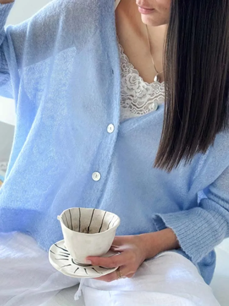 

Women's lazy V-neck three-quarter sleeve loose versatile open-breasted jacket sweater, loose casual elegant fashion versatile
