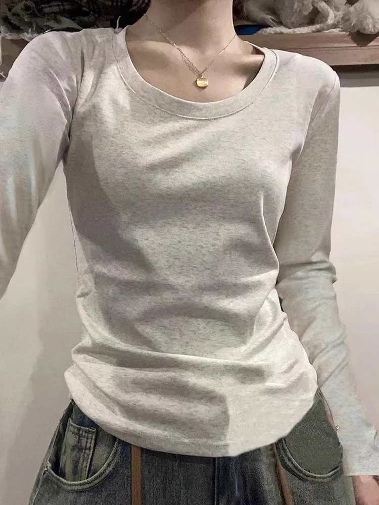قميص نسائي بأكمام طويلة على الطراز الأمريكي ضيق ورفيع، موديل 2025 الجديد، قميص داخلي ضيق يبرز تفاصيل الجسم، مناسب للخريف والشتاء